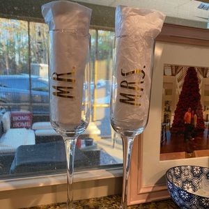 Rae Dunn Mr. Mrs. Champagne Glasses NWOT